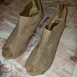 Madden Girl pumps...